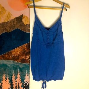 Lucky Brand dark blue embroidered tank top size small